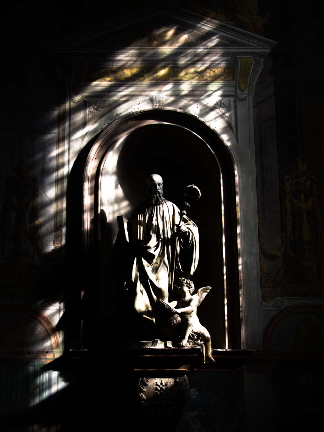 Abbazia di San Giovanni Parma sculpture